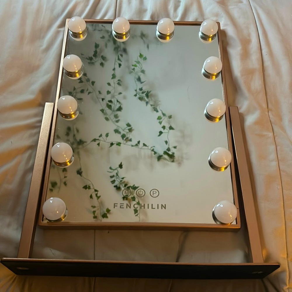 Makeup Mirror for Vanity or Desk